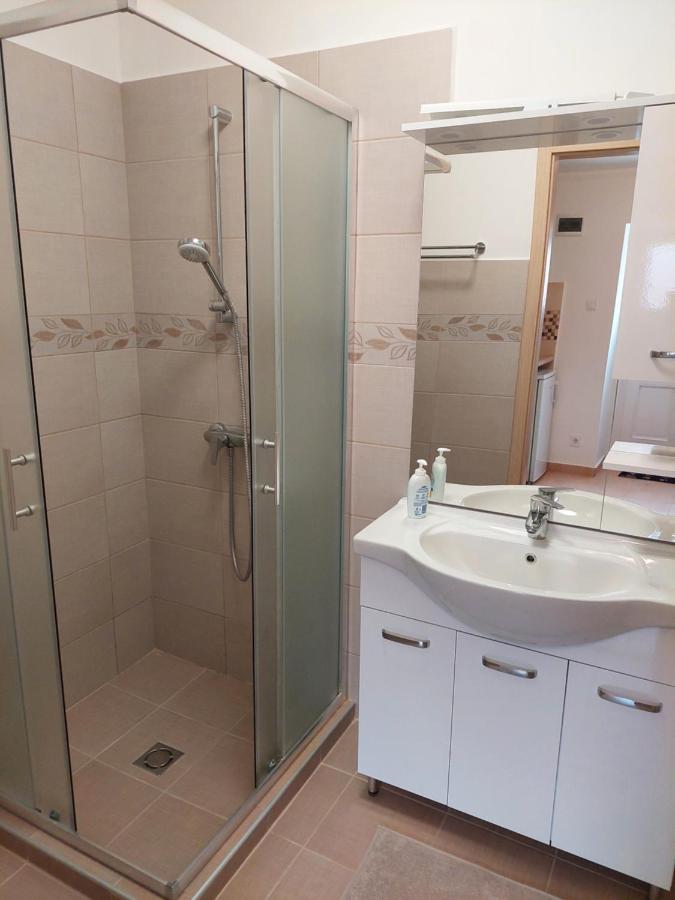 Appartamento Szent Bernat Vendeghaz Veszprém Esterno foto