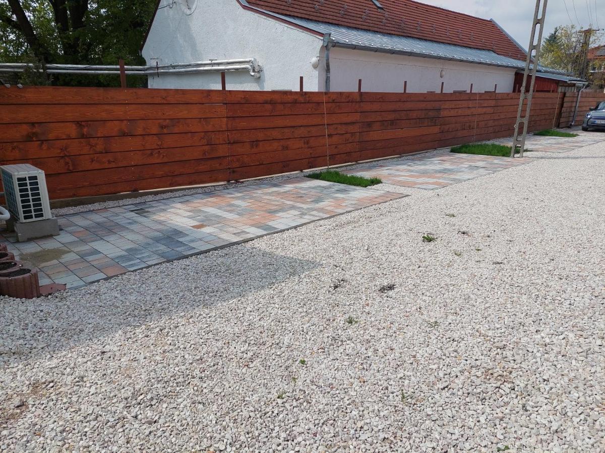 Appartamento Szent Bernat Vendeghaz Veszprém Esterno foto